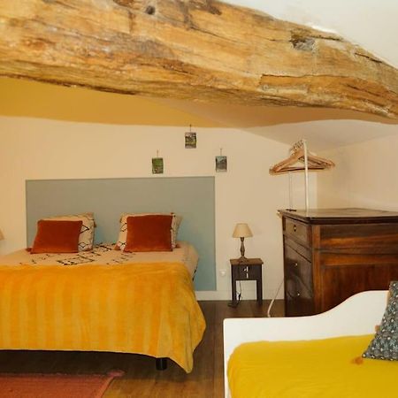 Appartamento Gite A La Ferme Chaleureux Civrac-de-Blaye Esterno foto