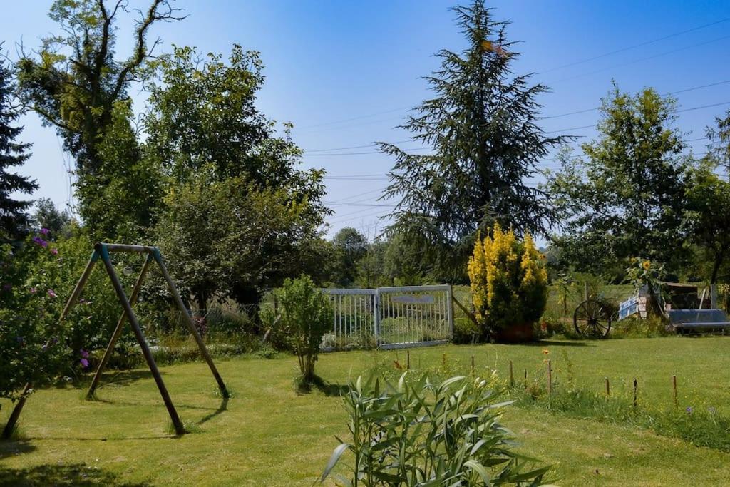 Appartamento Gite A La Ferme Chaleureux Civrac-de-Blaye Esterno foto